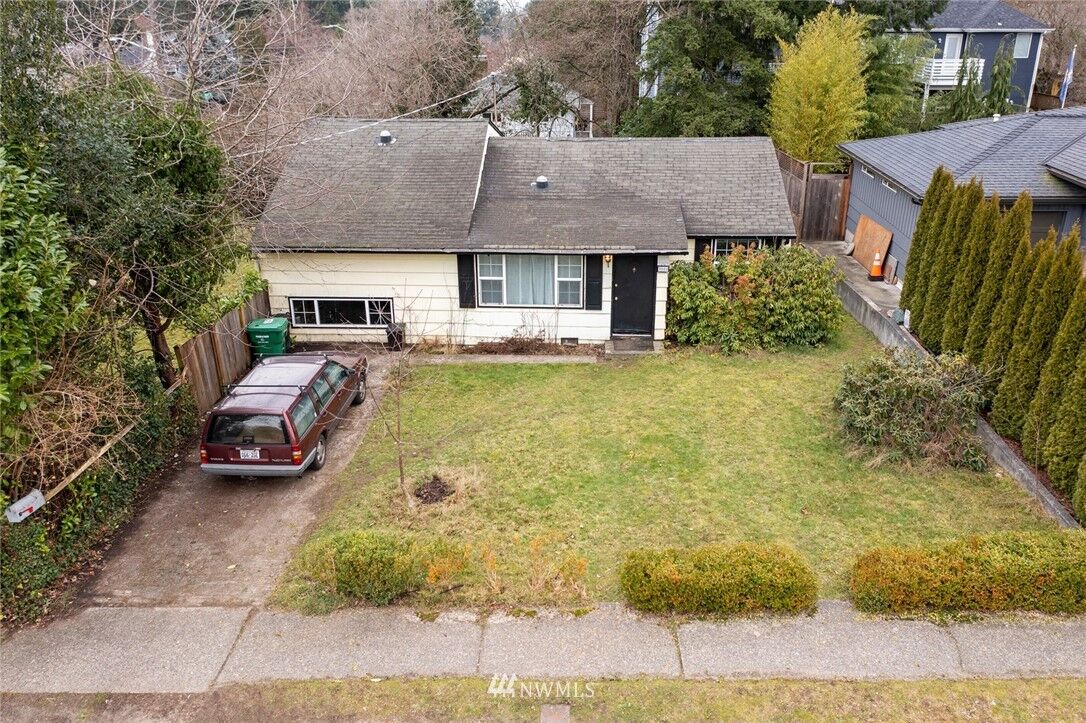 Property Photo:  3800 NE 86th Street  WA 98115 