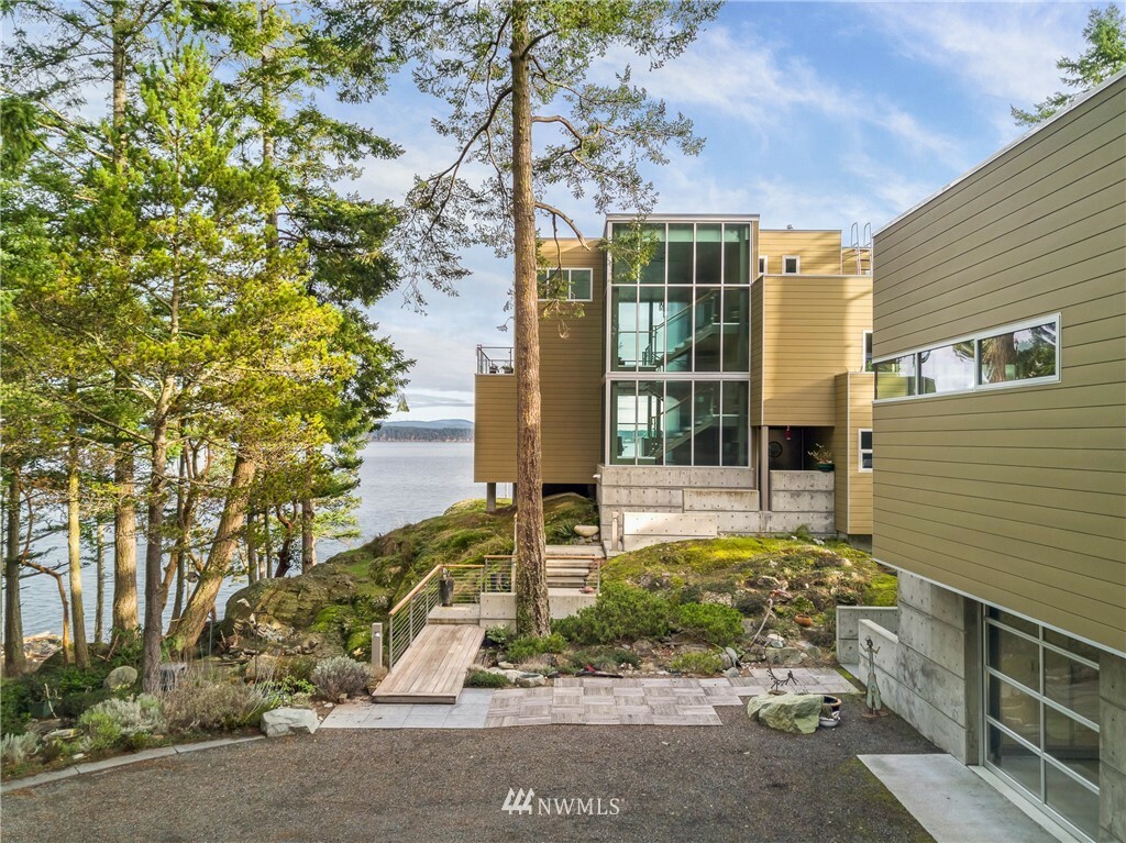 Property Photo:  2623 Pear Point Road  WA 98250 