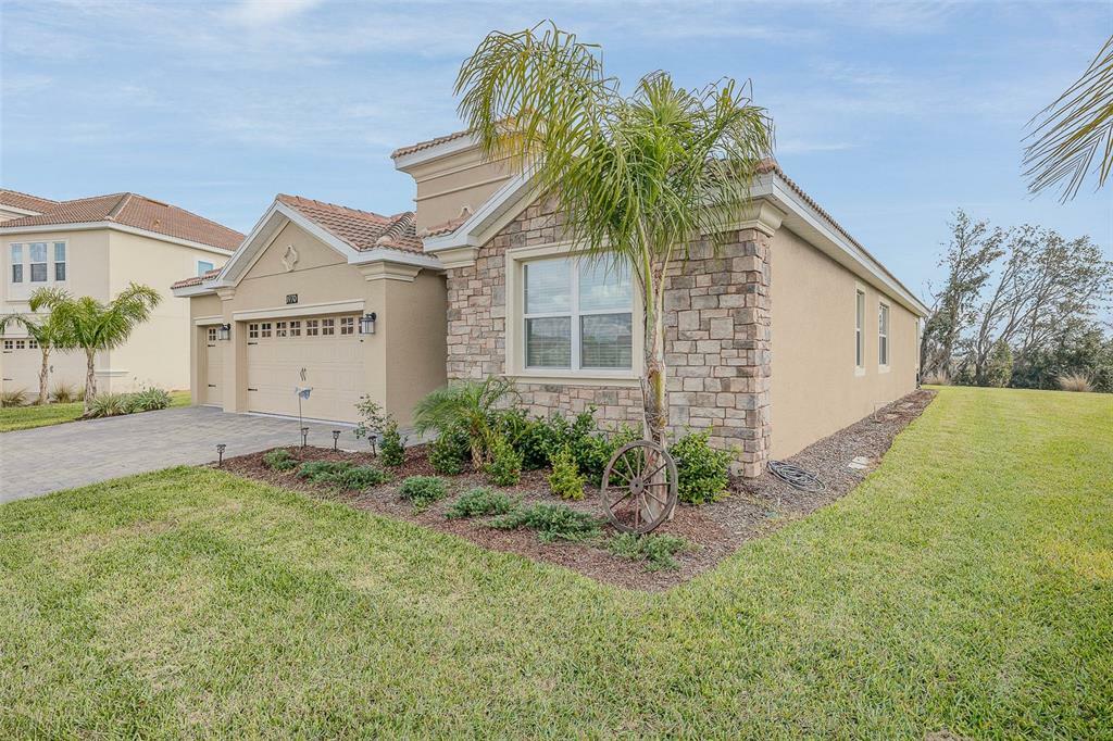 Property Photo:  8970 Croquet Court  FL 33896 