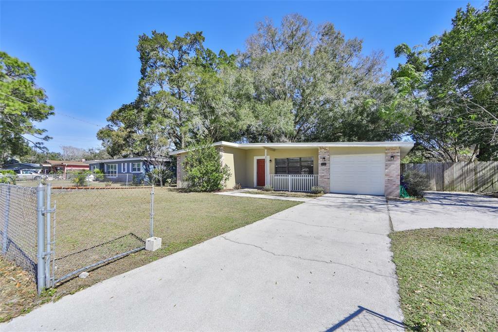 Property Photo:  7127 Flounder Drive  FL 33617 