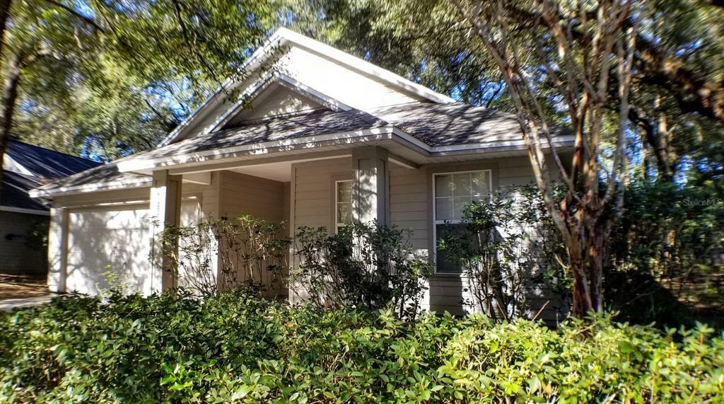 Property Photo:  2526 SW 98th Drive  FL 32608 