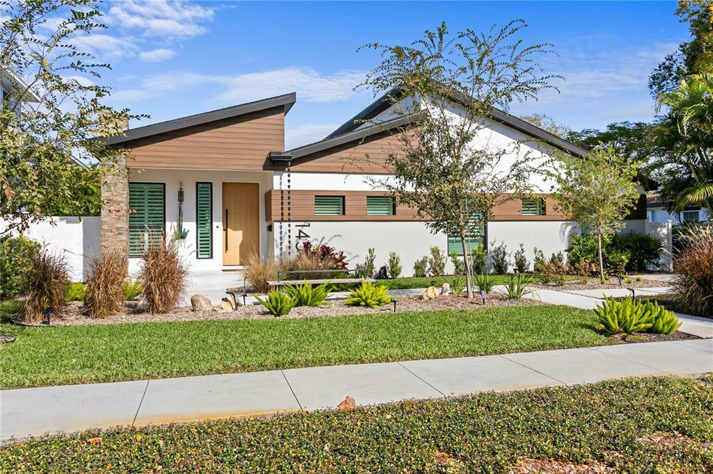 145 20th Avenue NE  St Petersburg FL 33704 photo