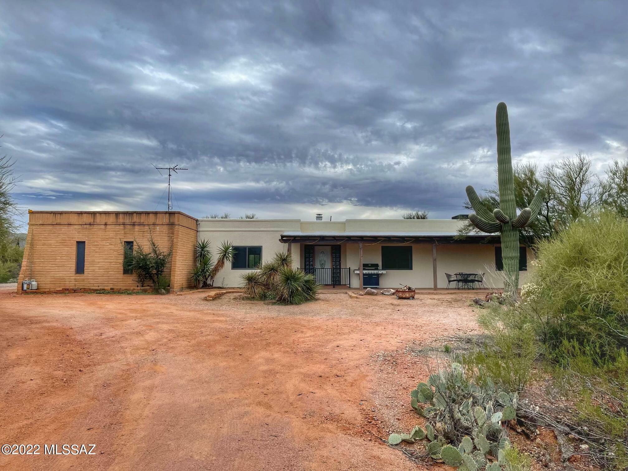 Property Photo:  11500 E Calle Catalina  AZ 85748 