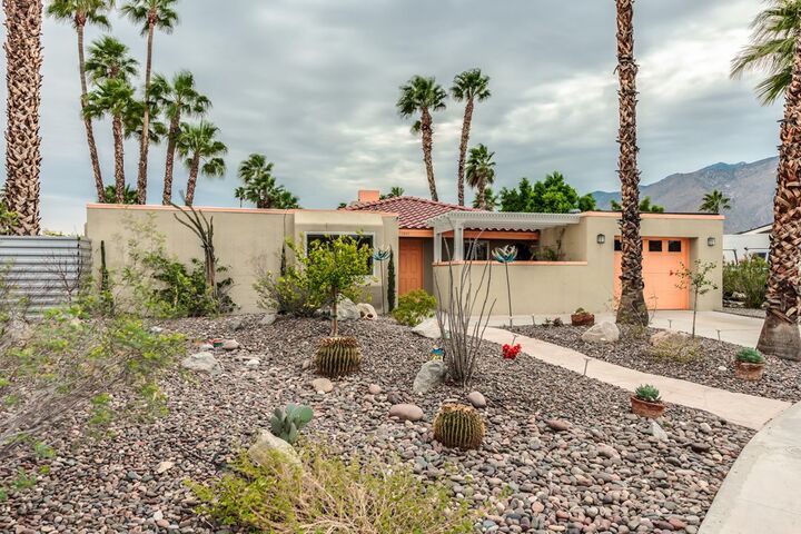 Property Photo:  1351 E Gem Circle  CA 92262 