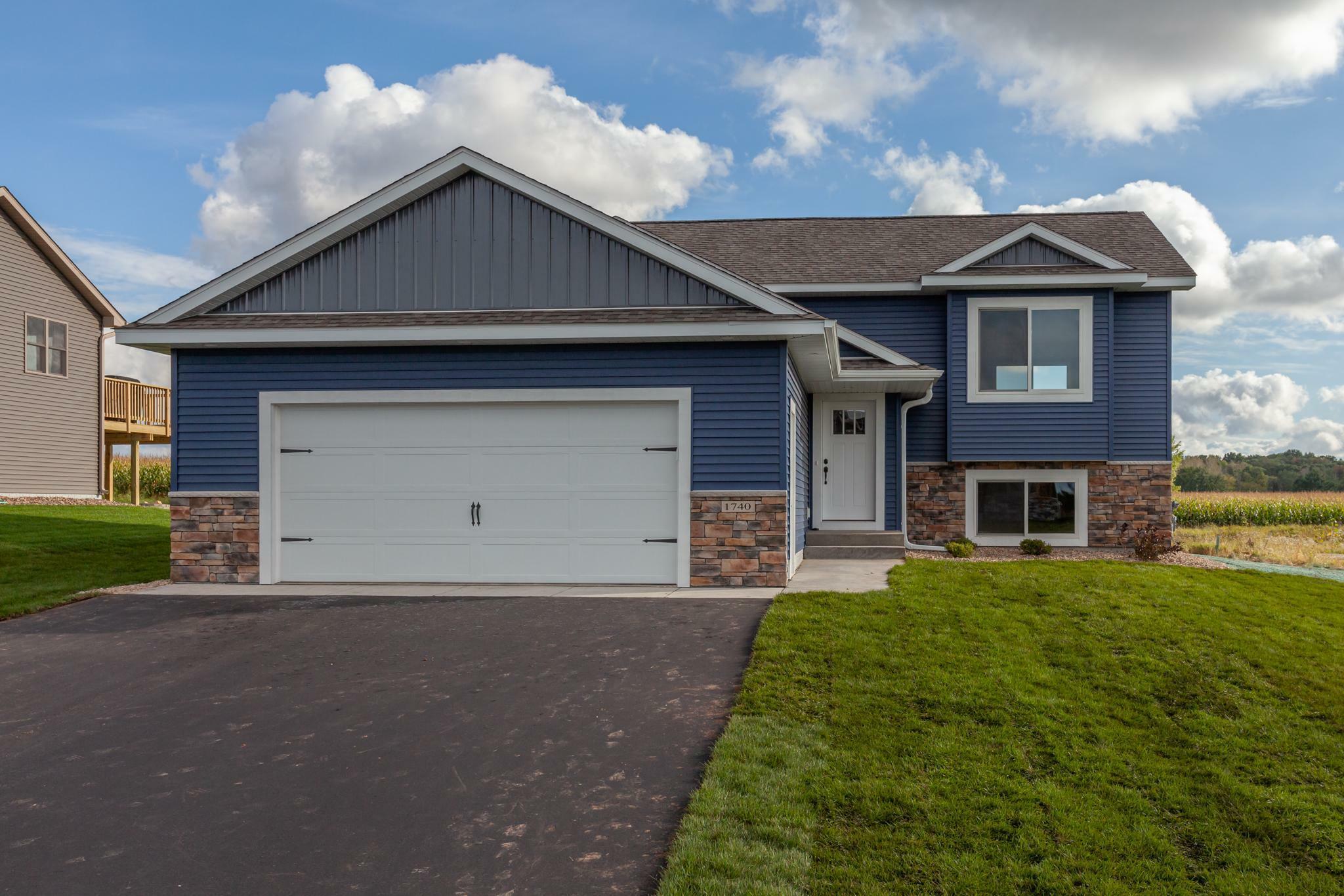 Property Photo:  271 Wood Duck Lane  WI 54002 