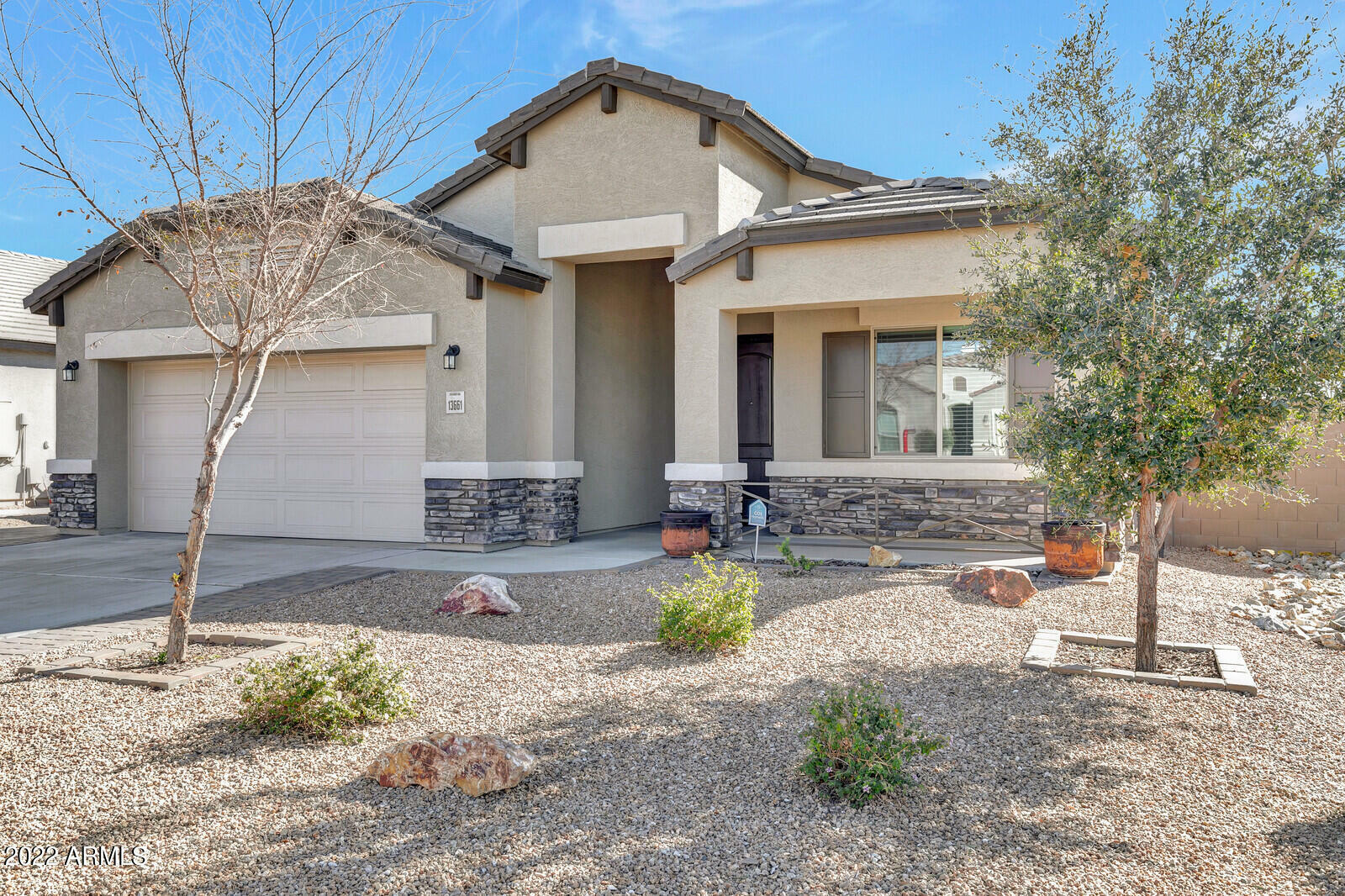 Property Photo:  13661 W Briles Road  AZ 85383 