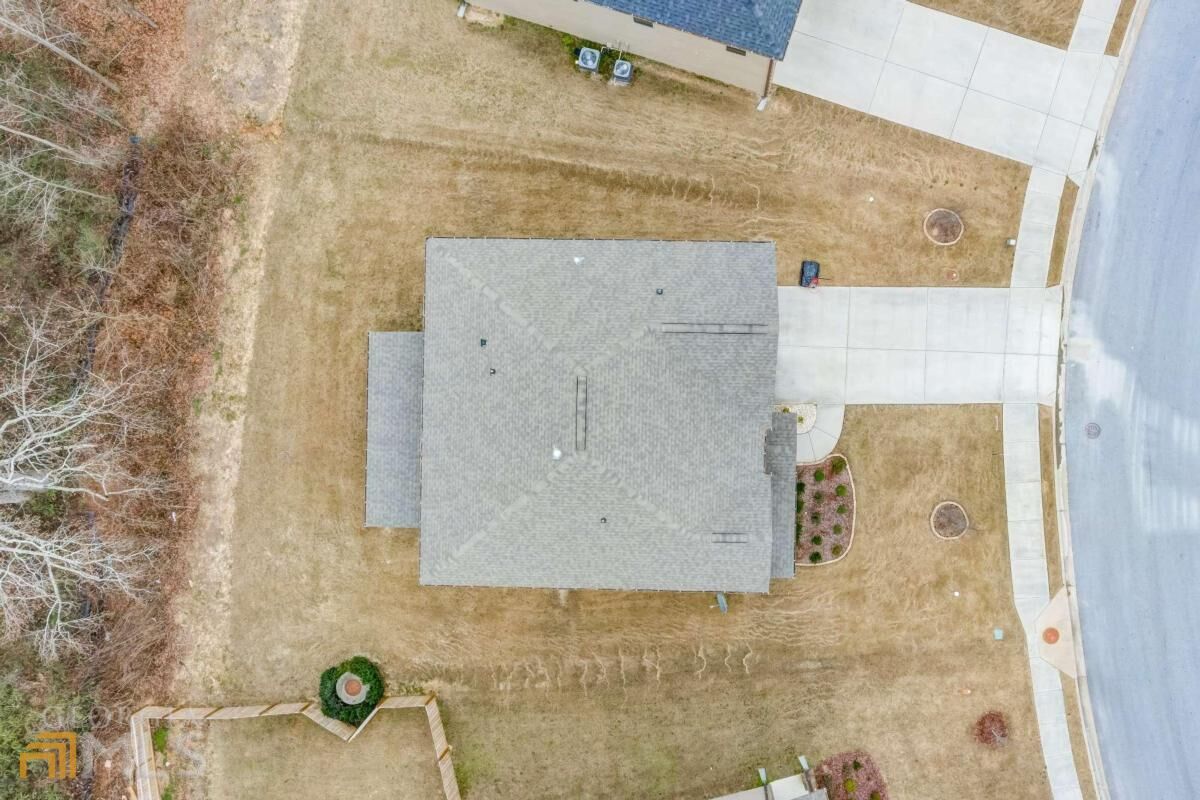 Property Photo:  250 Misty Grove Drive  GA 30052 