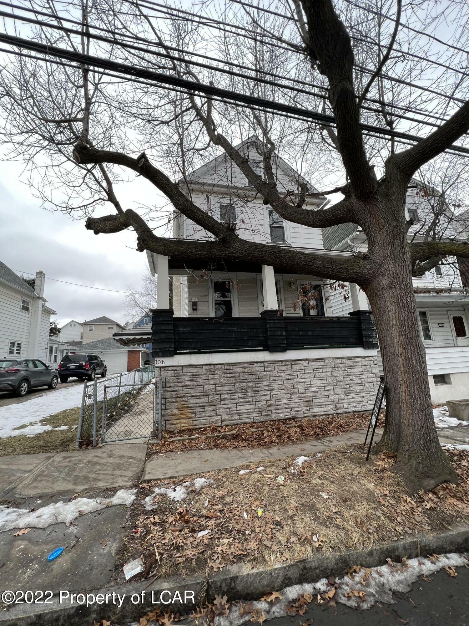 Property Photo:  708 Washington Street  PA 18705 