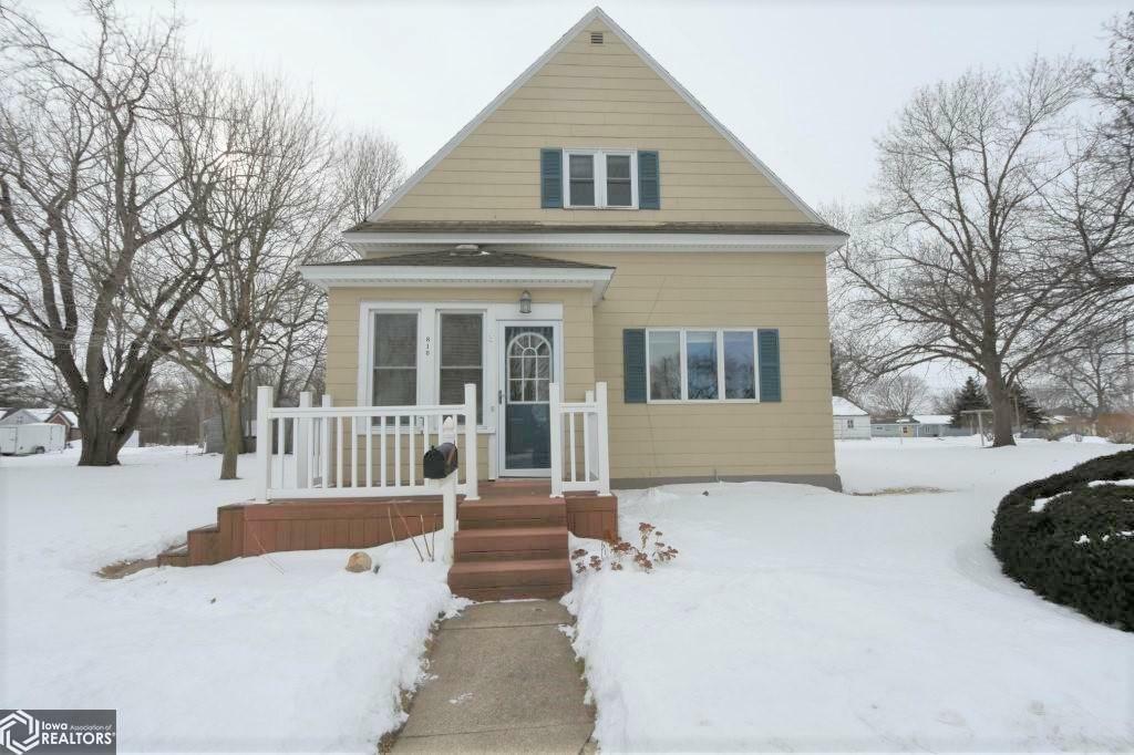 Property Photo:  810 Sherman Avenue  IA 50601 