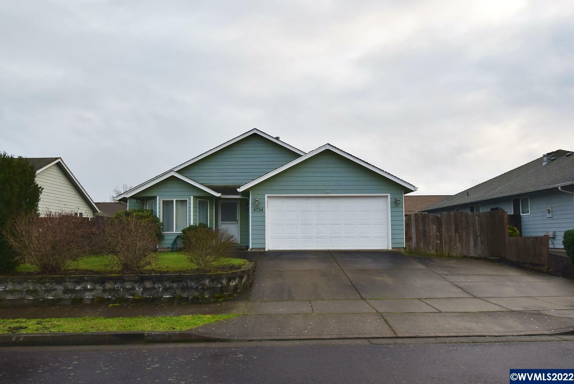 4734  Manning Dr NE  Salem OR 97305 photo