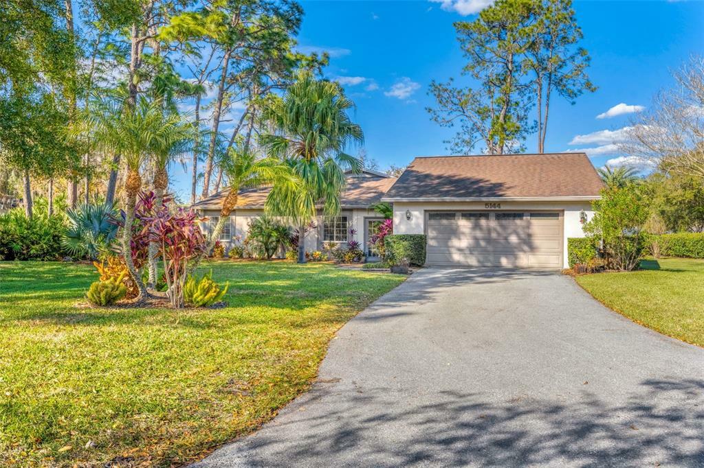 Property Photo:  5144 Pine Tree Lane  FL 33543 