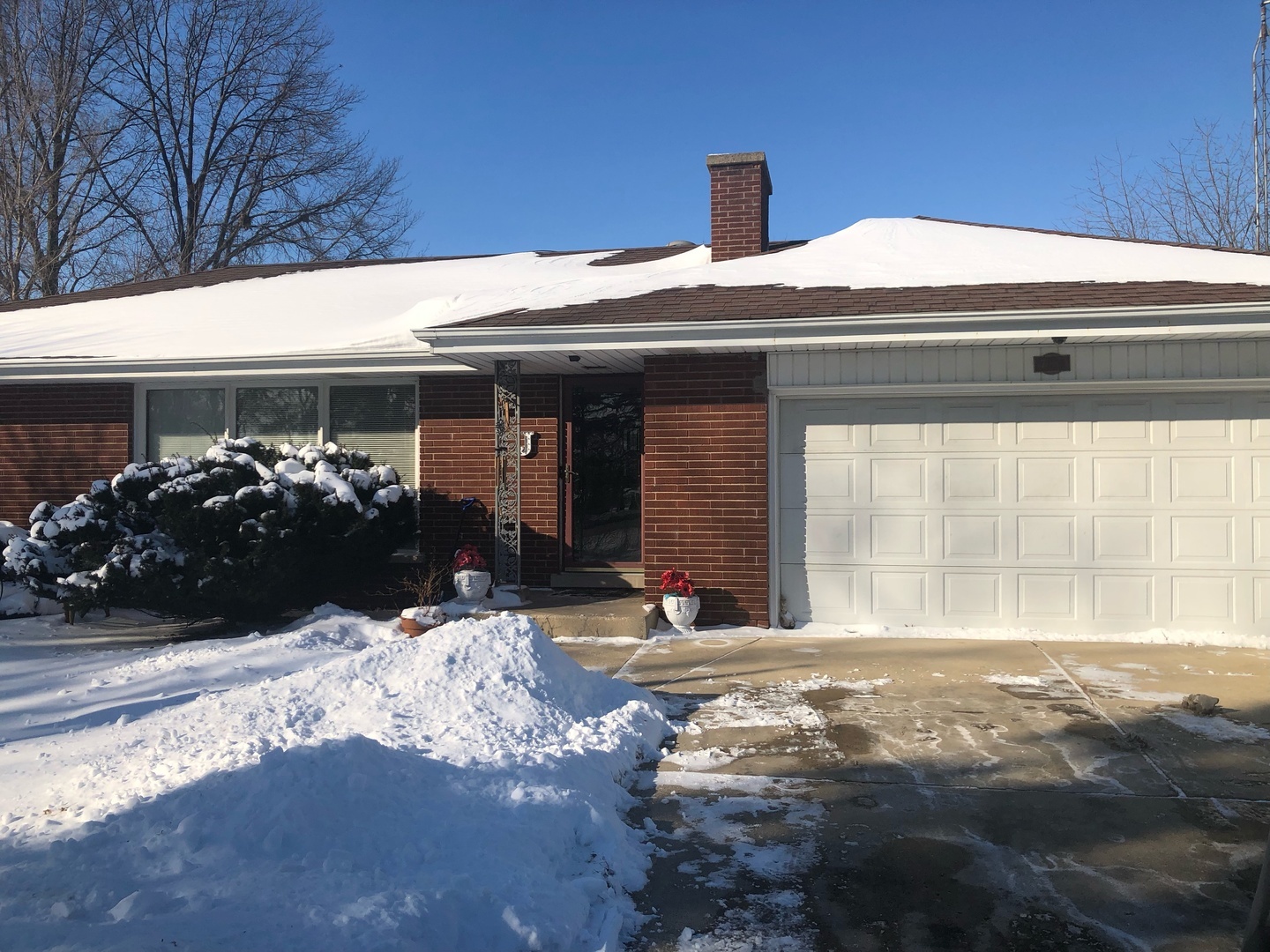 Property Photo:  780 N Farnsworth Avenue  IL 60505 