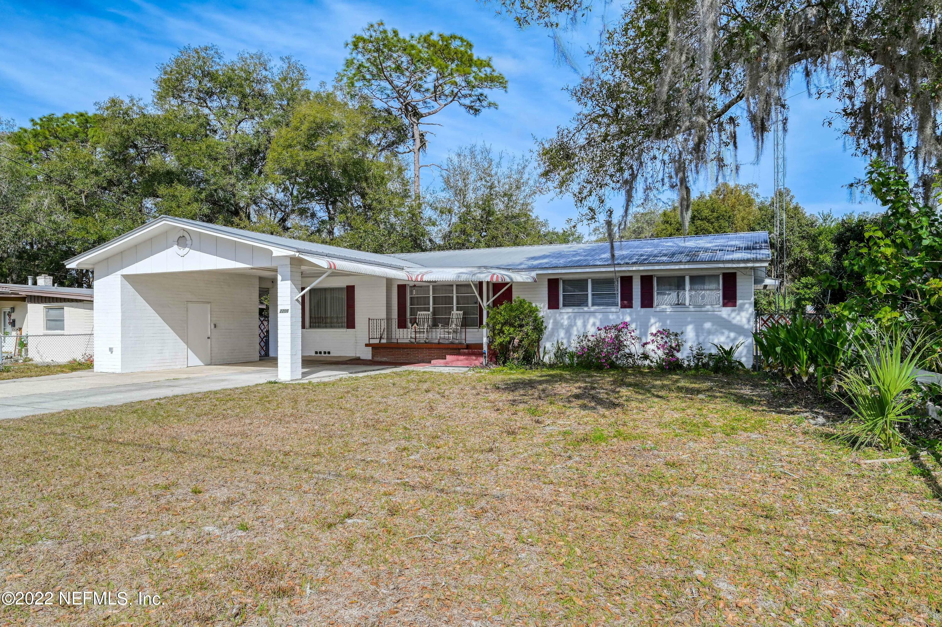 Property Photo:  2206 Laurel Street  FL 32177 