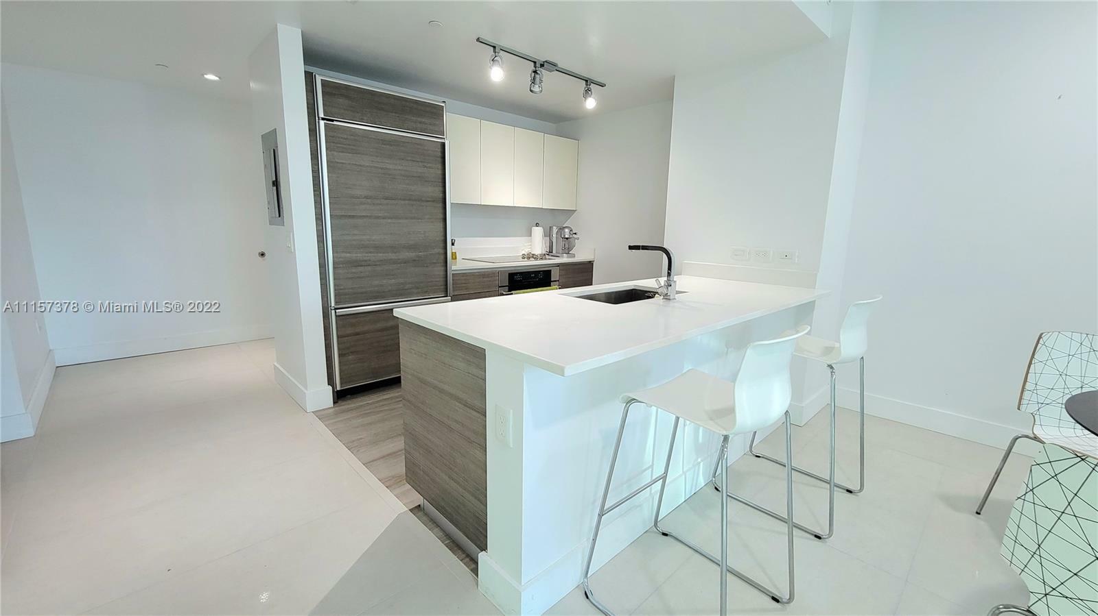 Property Photo:  1100 S Miami Ave 702  FL 33130 