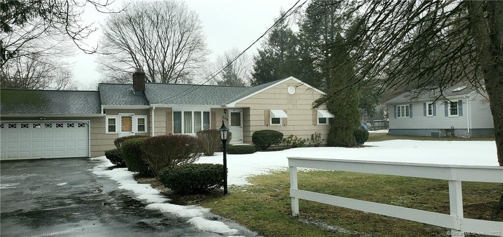 Property Photo:  206 Mountain Road  CT 06483 