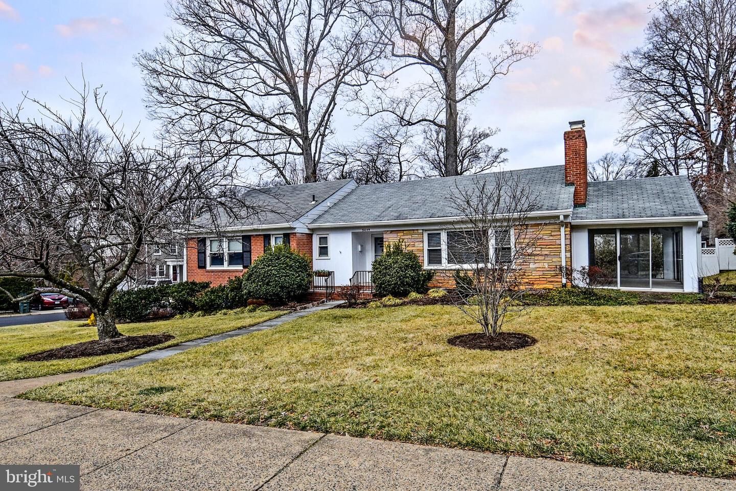Property Photo:  5409 Washington Boulevard  VA 22205 