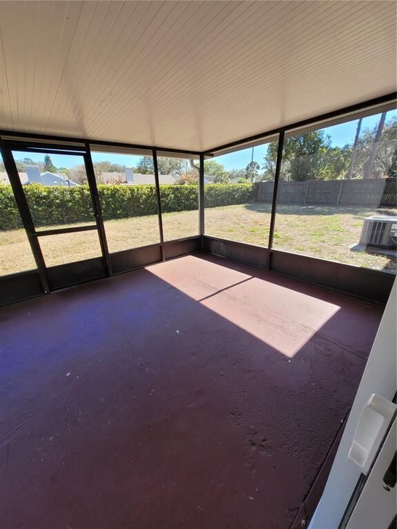Property Photo: 3714 Sand Pebble Drive FL 33596