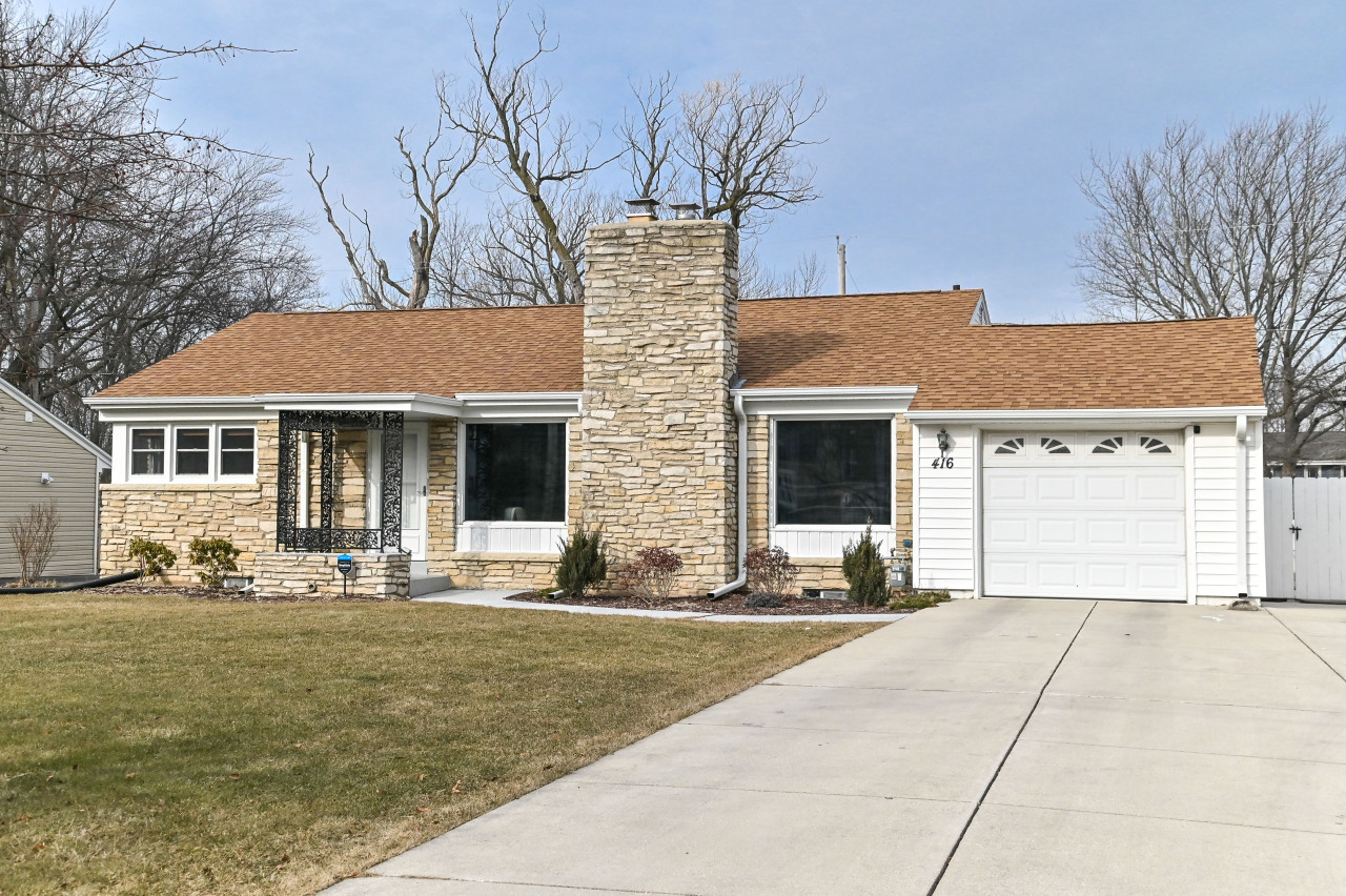 Property Photo:  416 E Dean Rd  WI 53217 