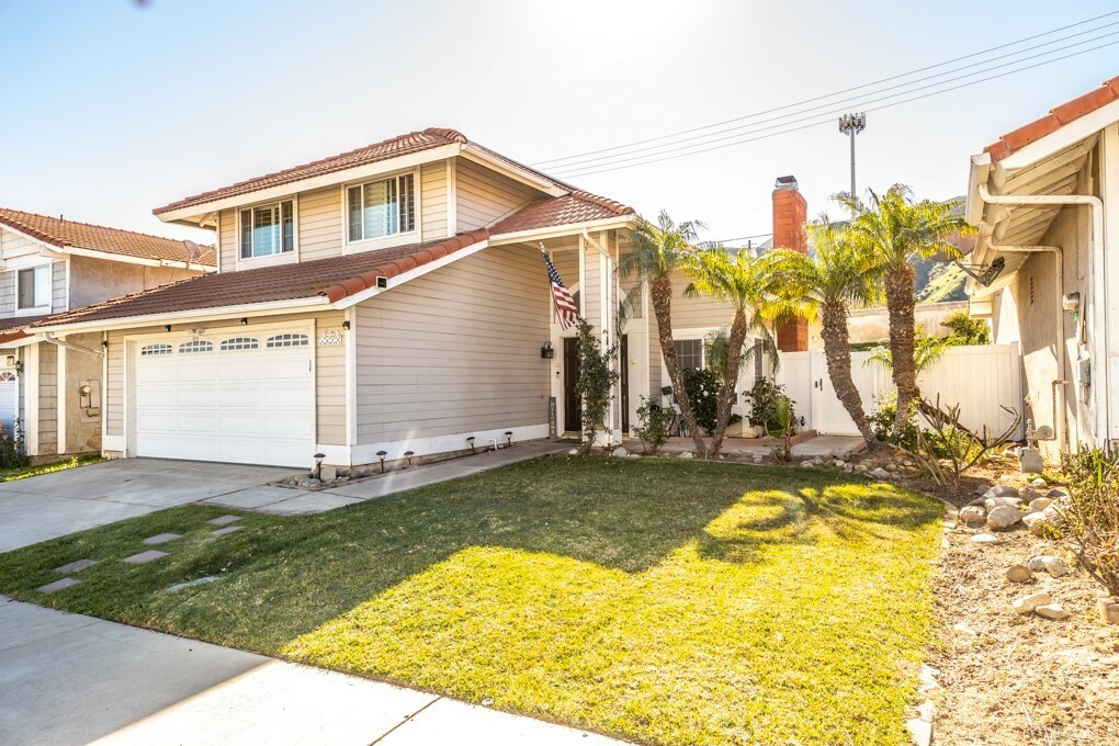 Property Photo:  4679 Valley Glen Drive  CA 92878 