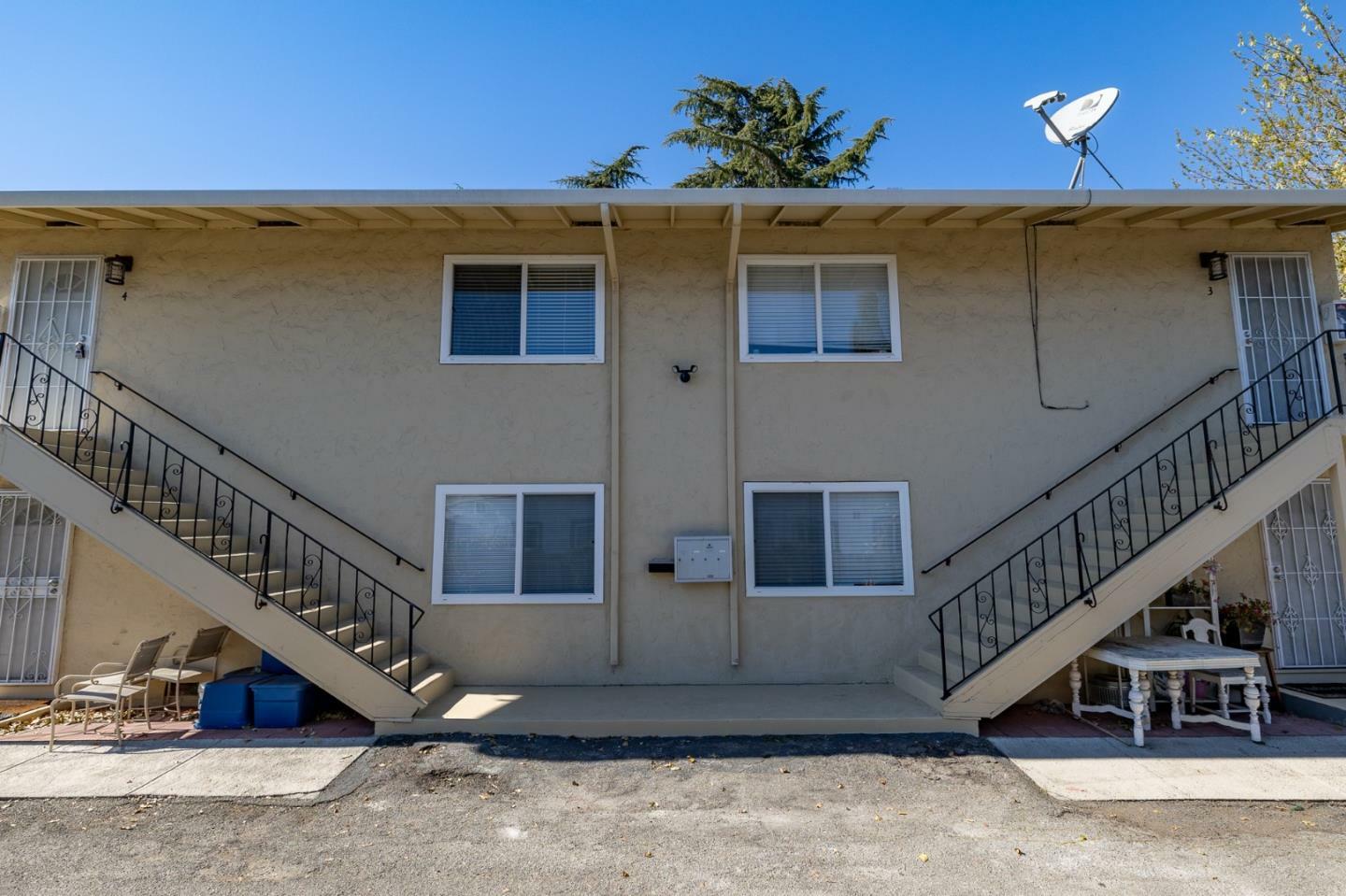 Property Photo:  1120 West Hamilton Avenue  CA 95008 