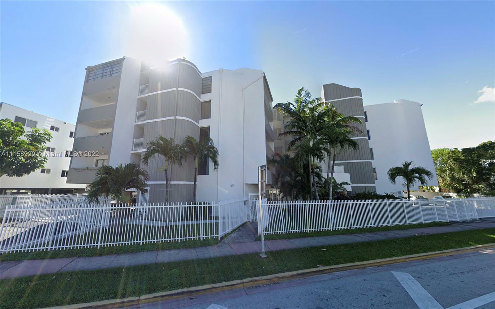 Property Photo: 2000 Biarritz Dr 303 FL 33141