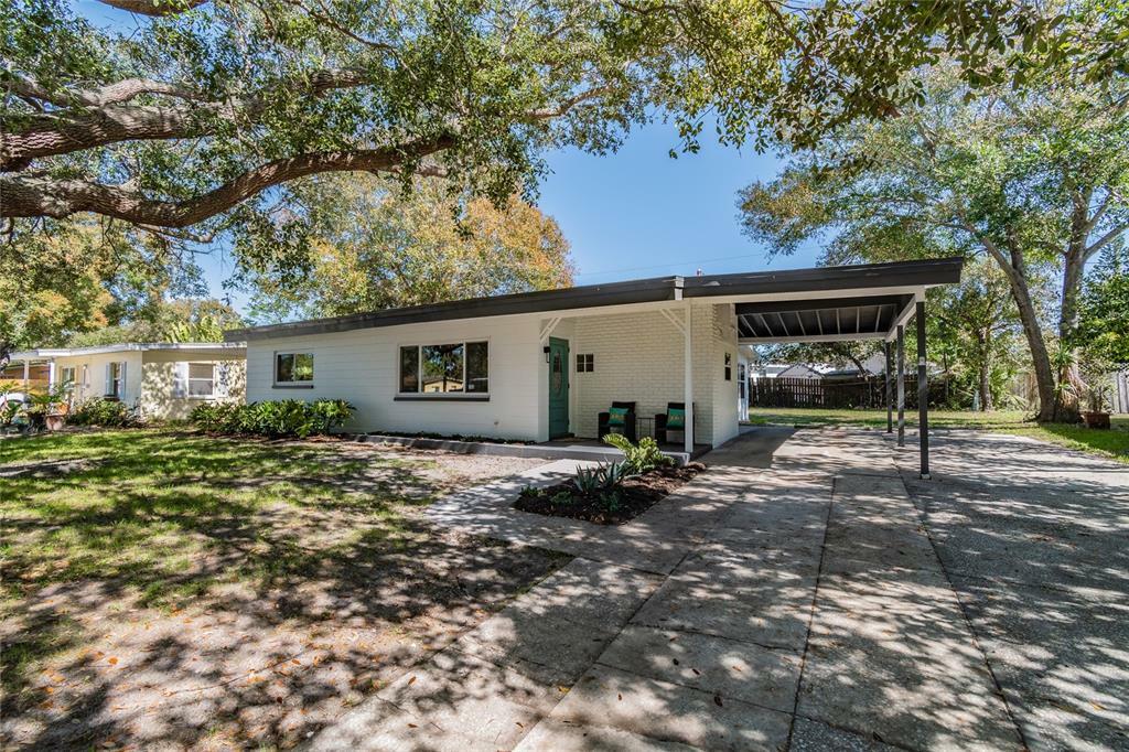 Property Photo:  4400 Porpoise Drive SE  FL 33705 