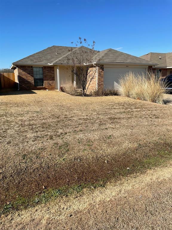 Property Photo:  3024 James Road  TX 76049 