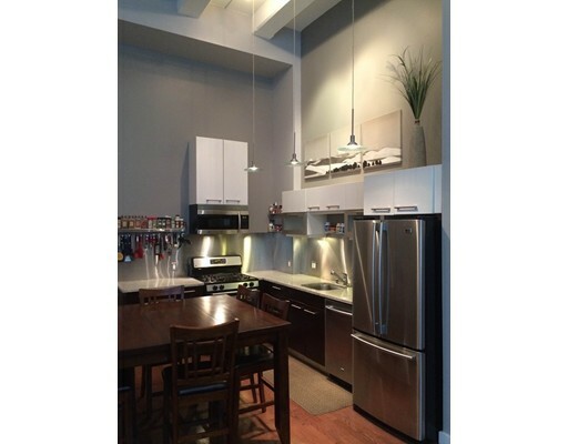 Property Photo: 88 Kingston Street 1E MA 02111