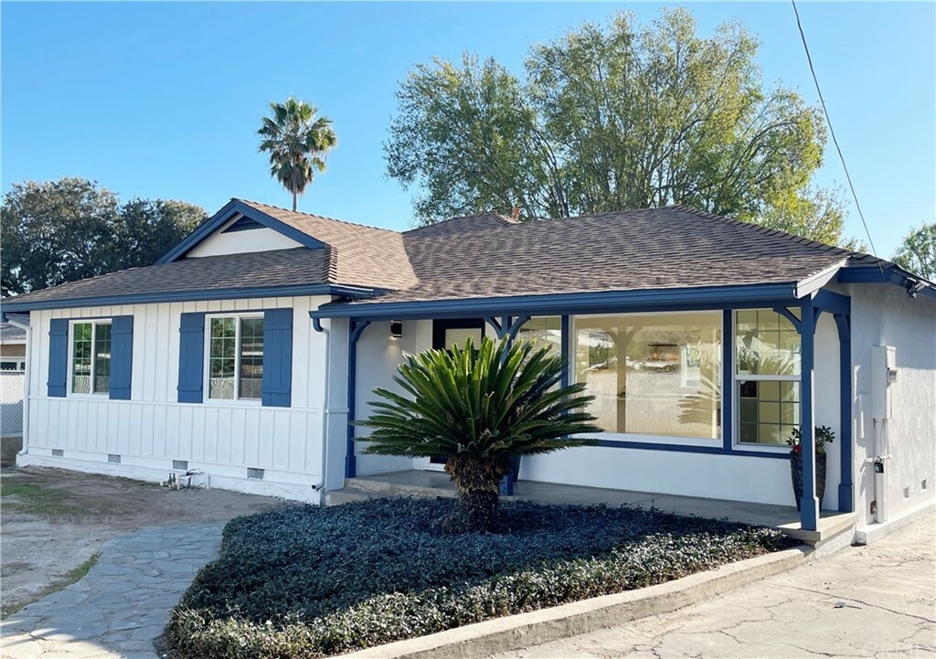 Property Photo:  1376 La Colina Drive  CA 92780 