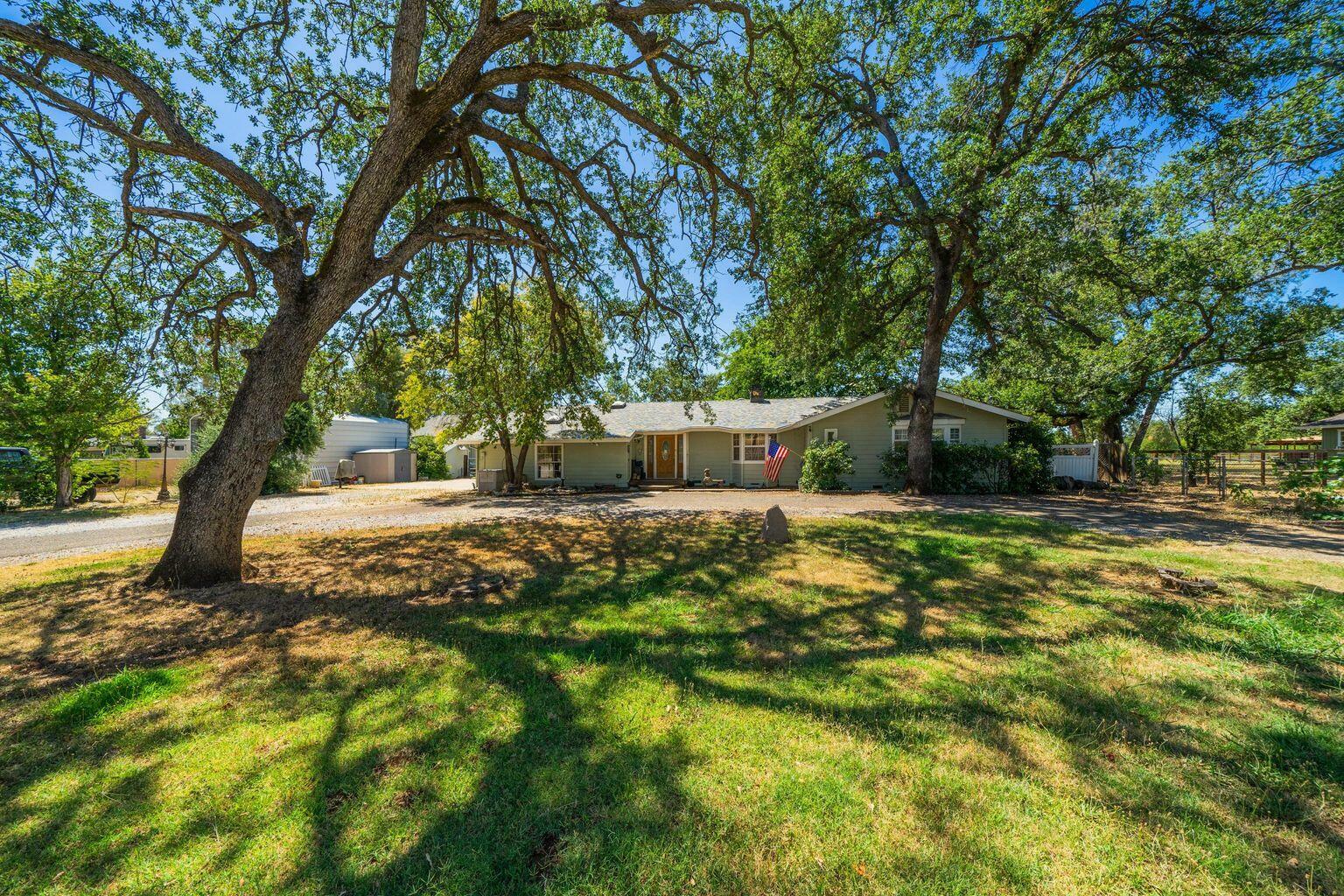 Property Photo:  22081 Lassen View Drive  CA 96073 