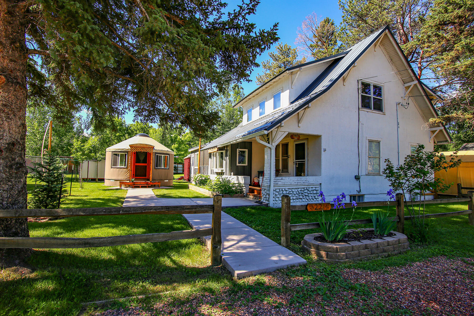 Property Photo:  221 W 3rd Avenue  WY 82836 