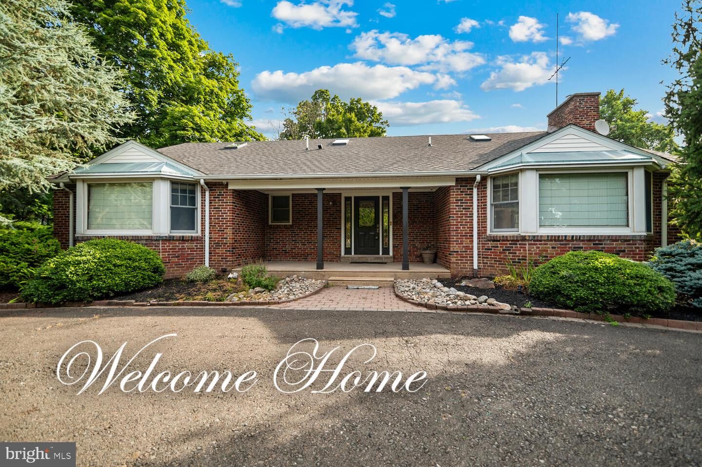 Property Photo:  2195 Warwick Road  PA 18976 