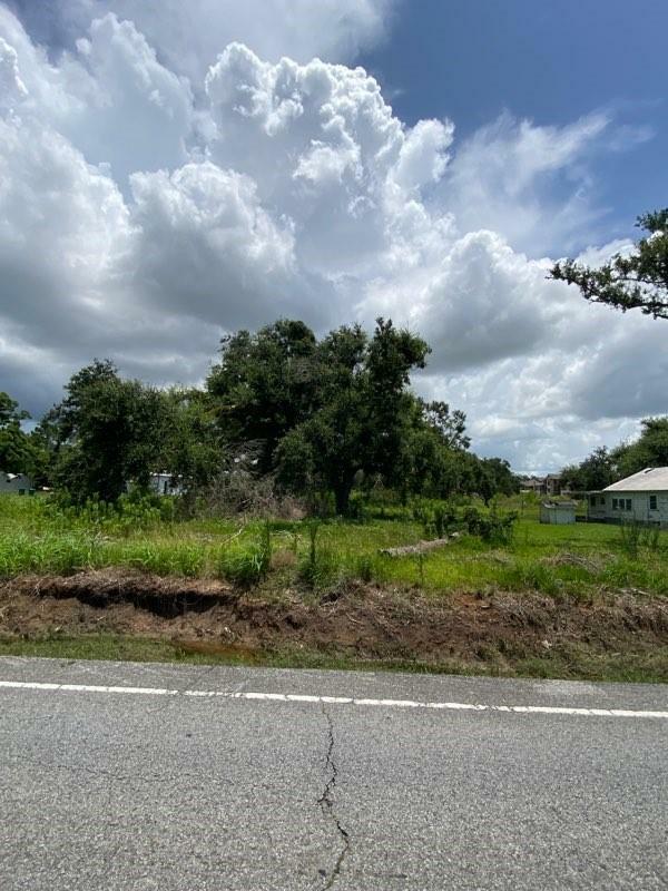Property Photo: 5147 Elliott Road LA 70605