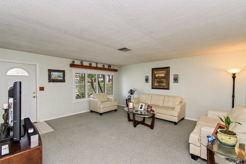 Property Photo:  9659 Hemlock Avenue  CA 92335 