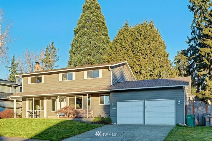 Property Photo:  13528 131st Avenue NE  WA 98034 