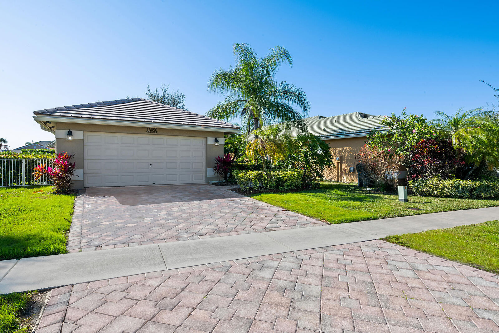 Property Photo:  15090 Corby Court  FL 33414 