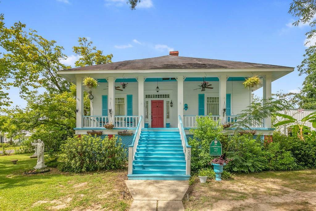 Property Photo:  232 Yoakum Avenue  LA 70633 