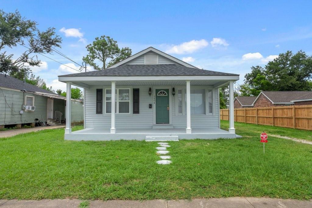 Property Photo:  2404 Stanton Street  LA 70601 