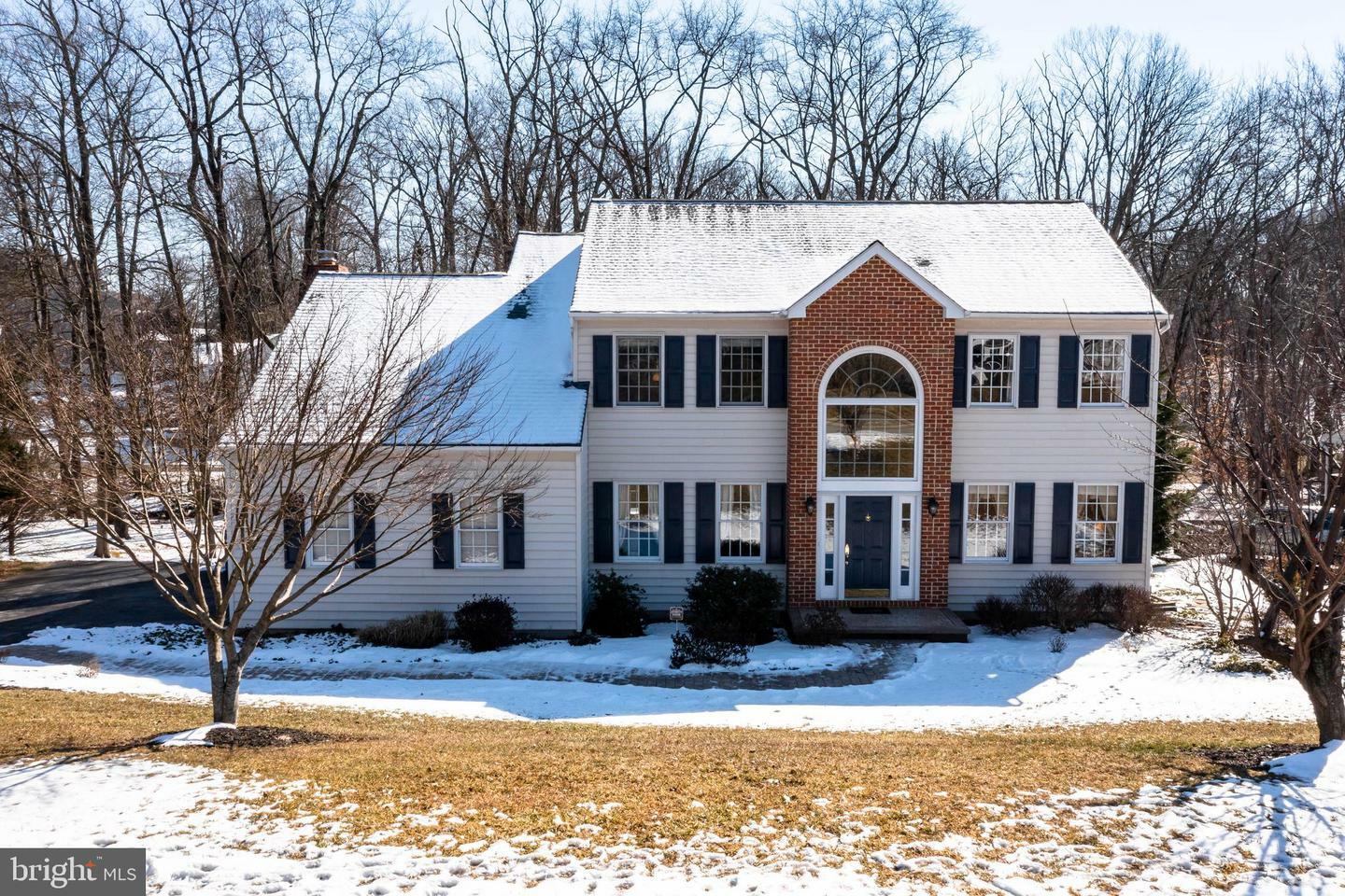 Property Photo: 1268 Knollwood Drive PA 19380