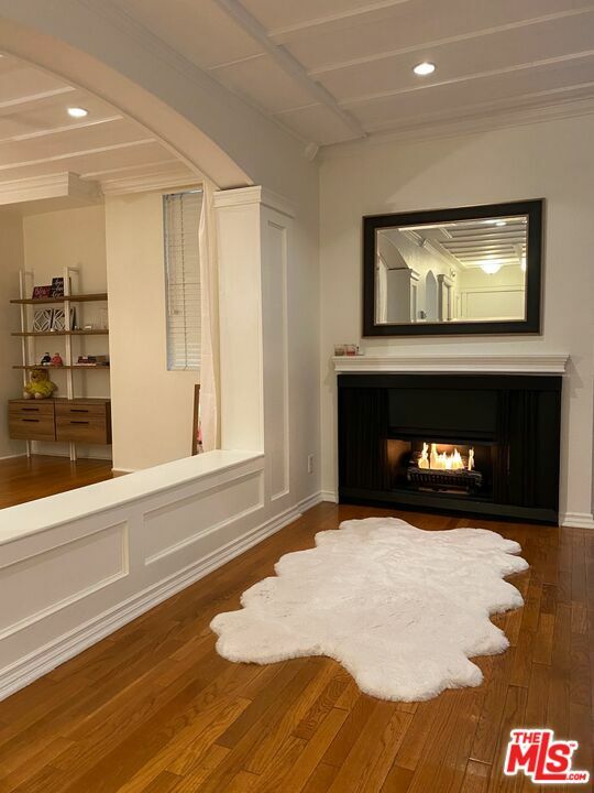 Property Photo: 740 N Kings Rd 125 CA 90069