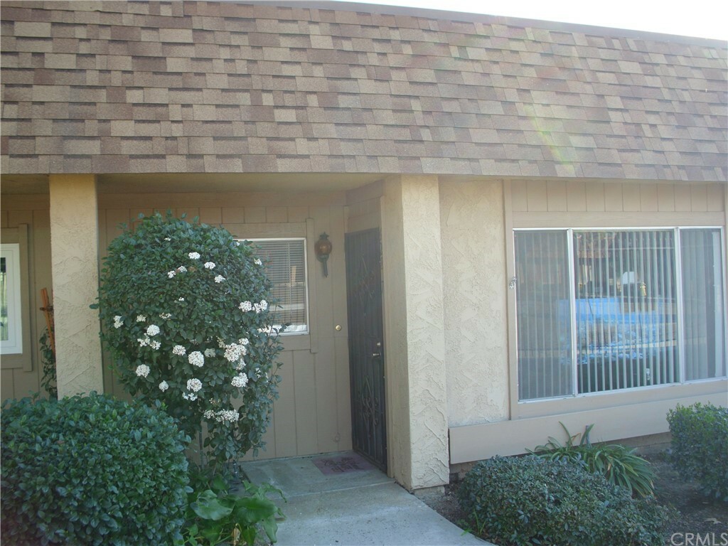 Property Photo:  628 S Santa Fe 7  CA 92543 