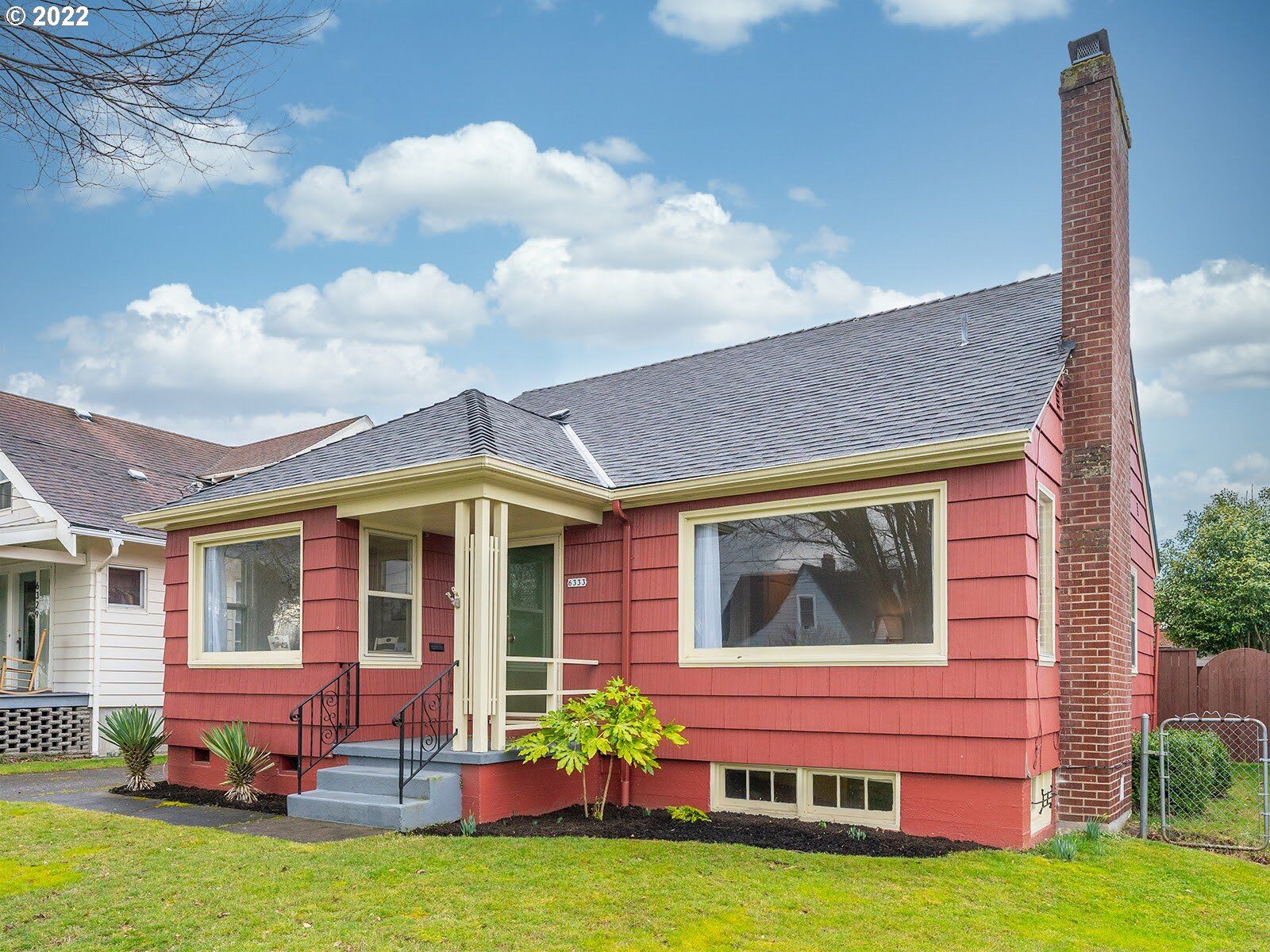 Property Photo:  6333 N Denver Ave  OR 97217 