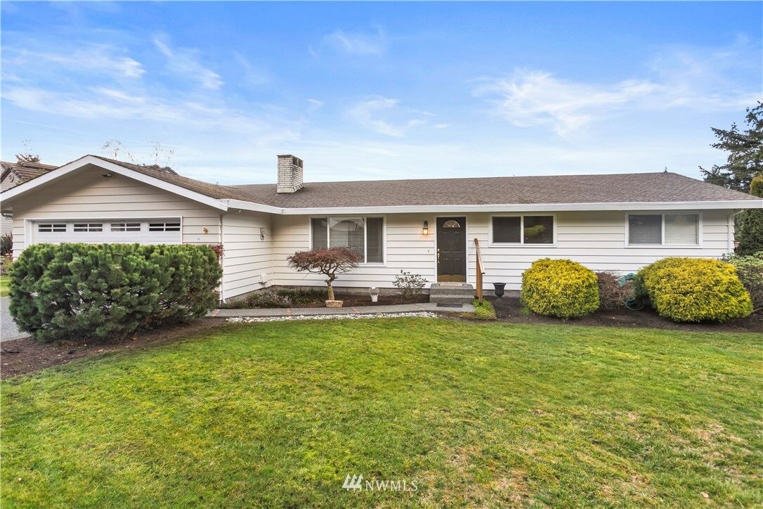 Property Photo:  18615  11th Avenue NE  WA 98370 