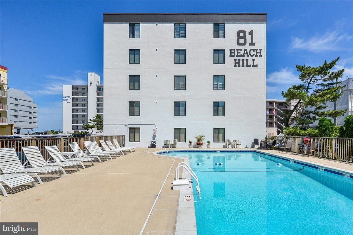 Property Photo:  10 81st Street 303  MD 21842