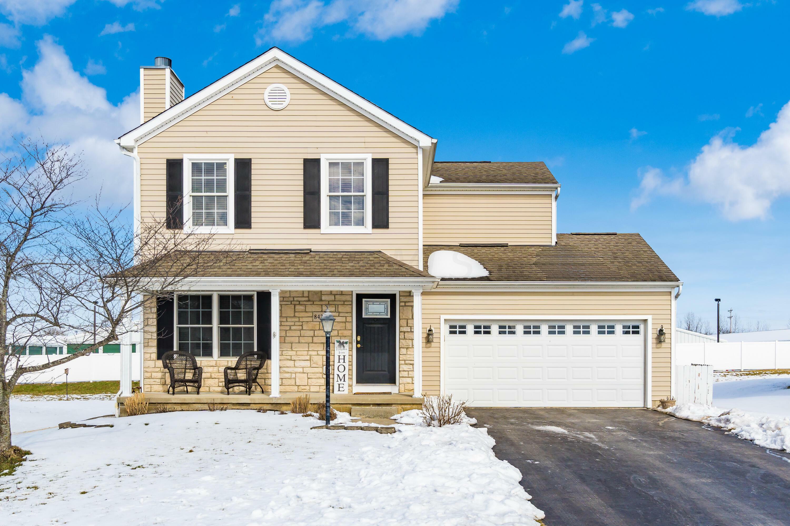 Property Photo:  8420 Alderpoint Terrace NW  OH 43147 