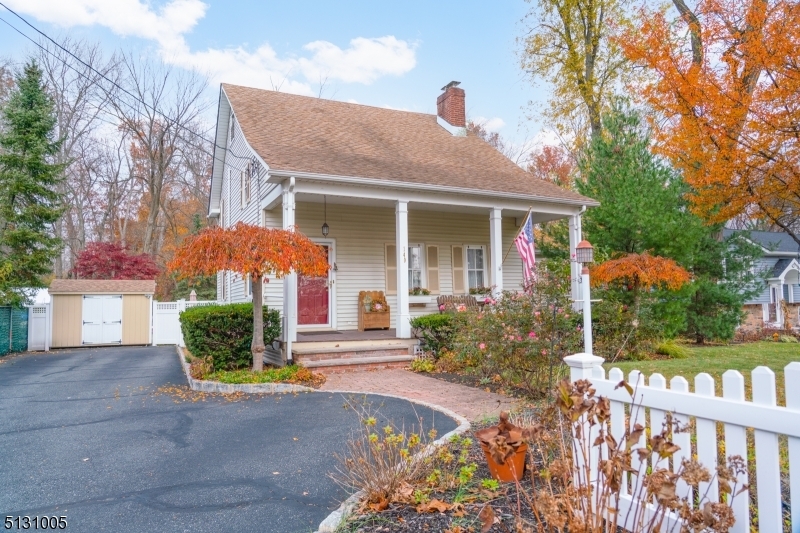 Property Photo: 140 Whippany Rd NJ 07981