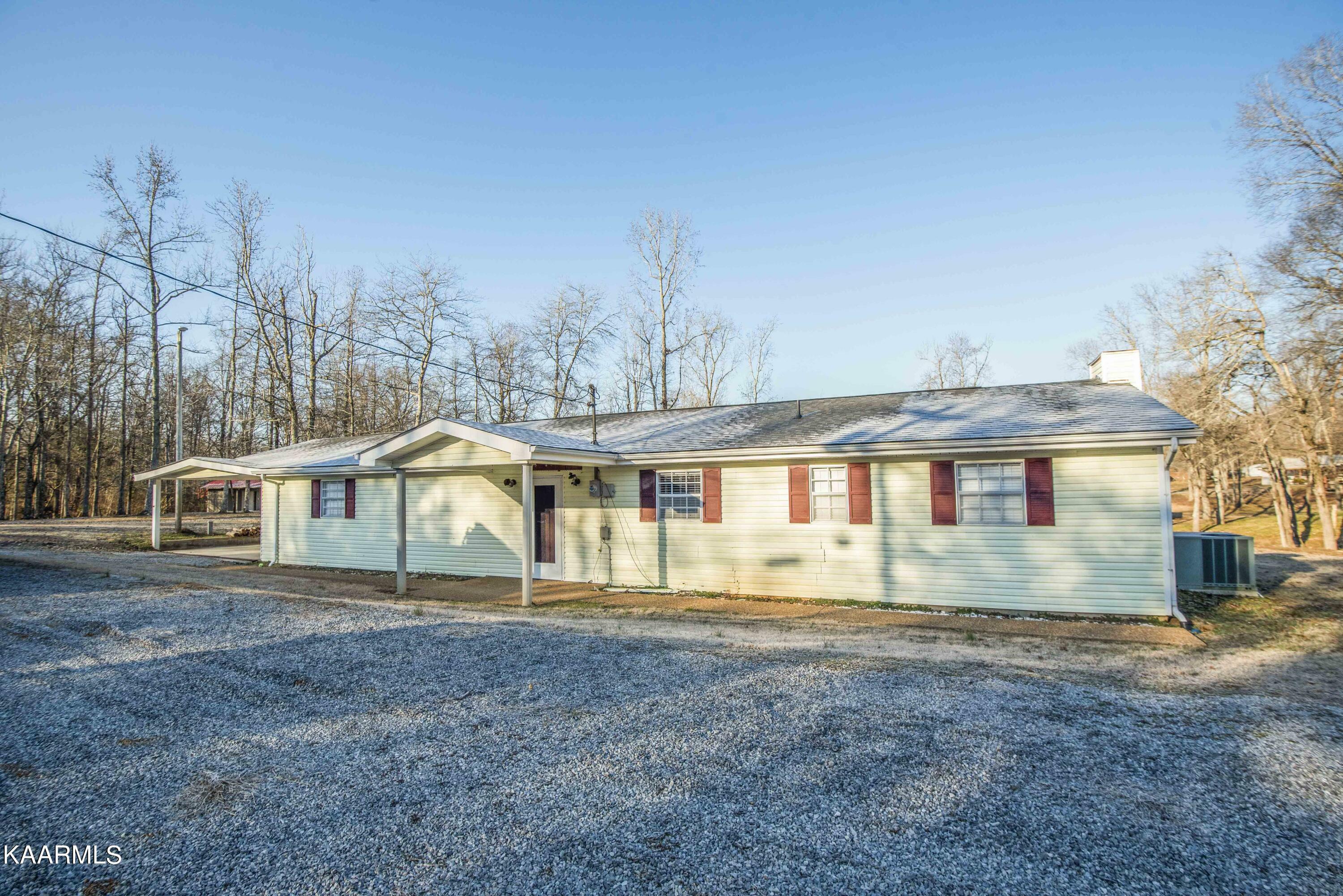 Property Photo:  1033 Red Cloud Rd  TN 37880 