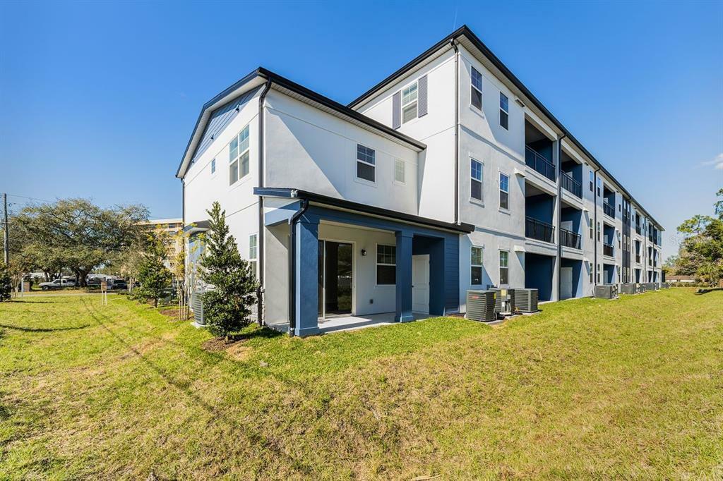 Property Photo: 5205 Eggleston Avenue 203 FL 32810