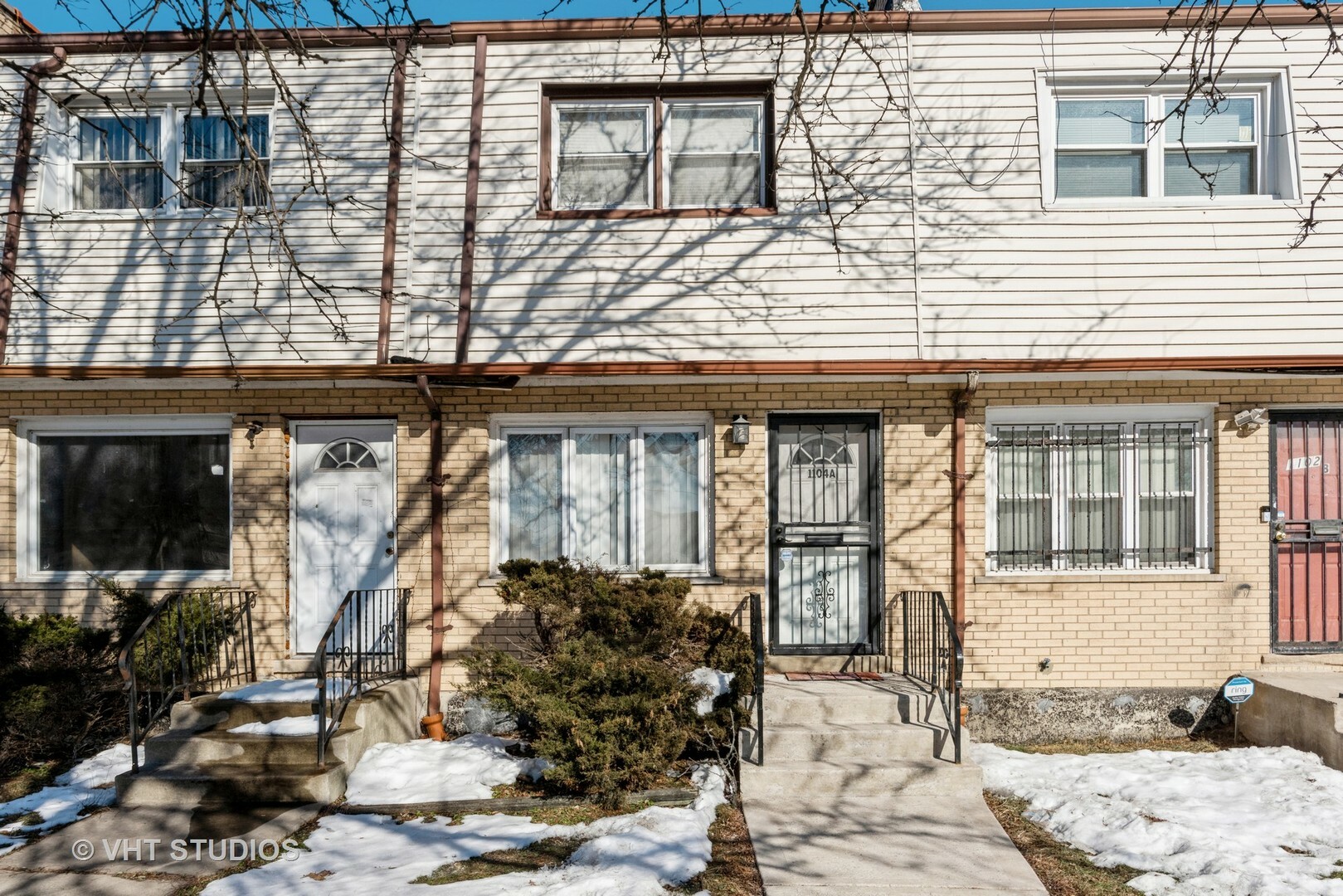 Property Photo: 1104 W 87th Street IL 60620