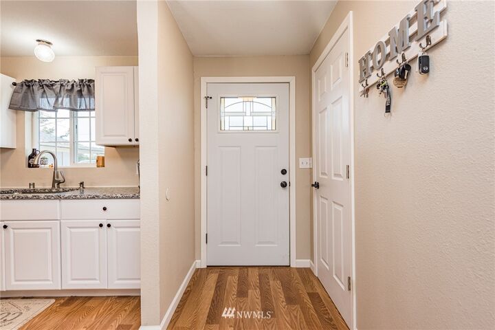 Property Photo: 312 Heuhslein Road WA 98362